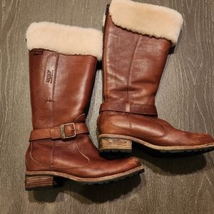 Ugg Langley cognac leather sheepskin tall boots size 7